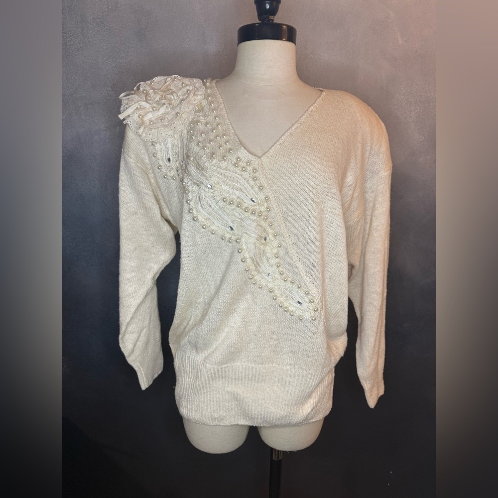 ✨ Vintage Alexa Grace Silk Blend Sweater – Size M ✨